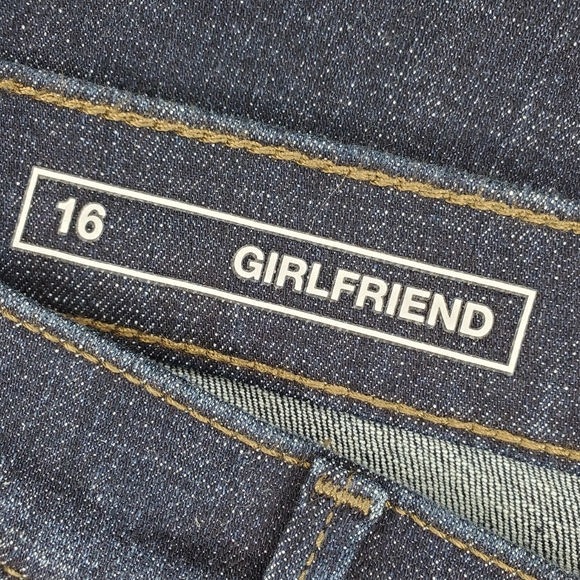 SANOMA girlfriend fit Bluejeans - Picture 6 of 7